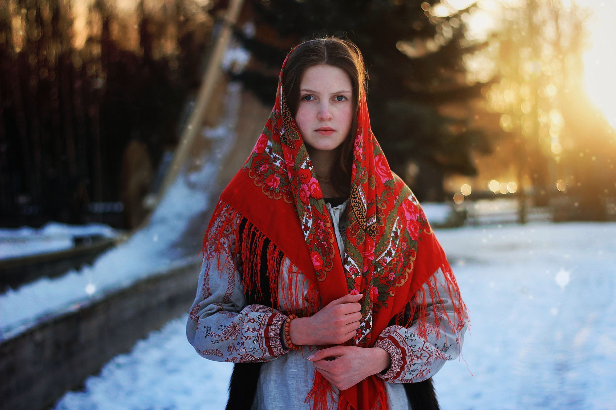 Girls in Slavic costumes in Yuzhou