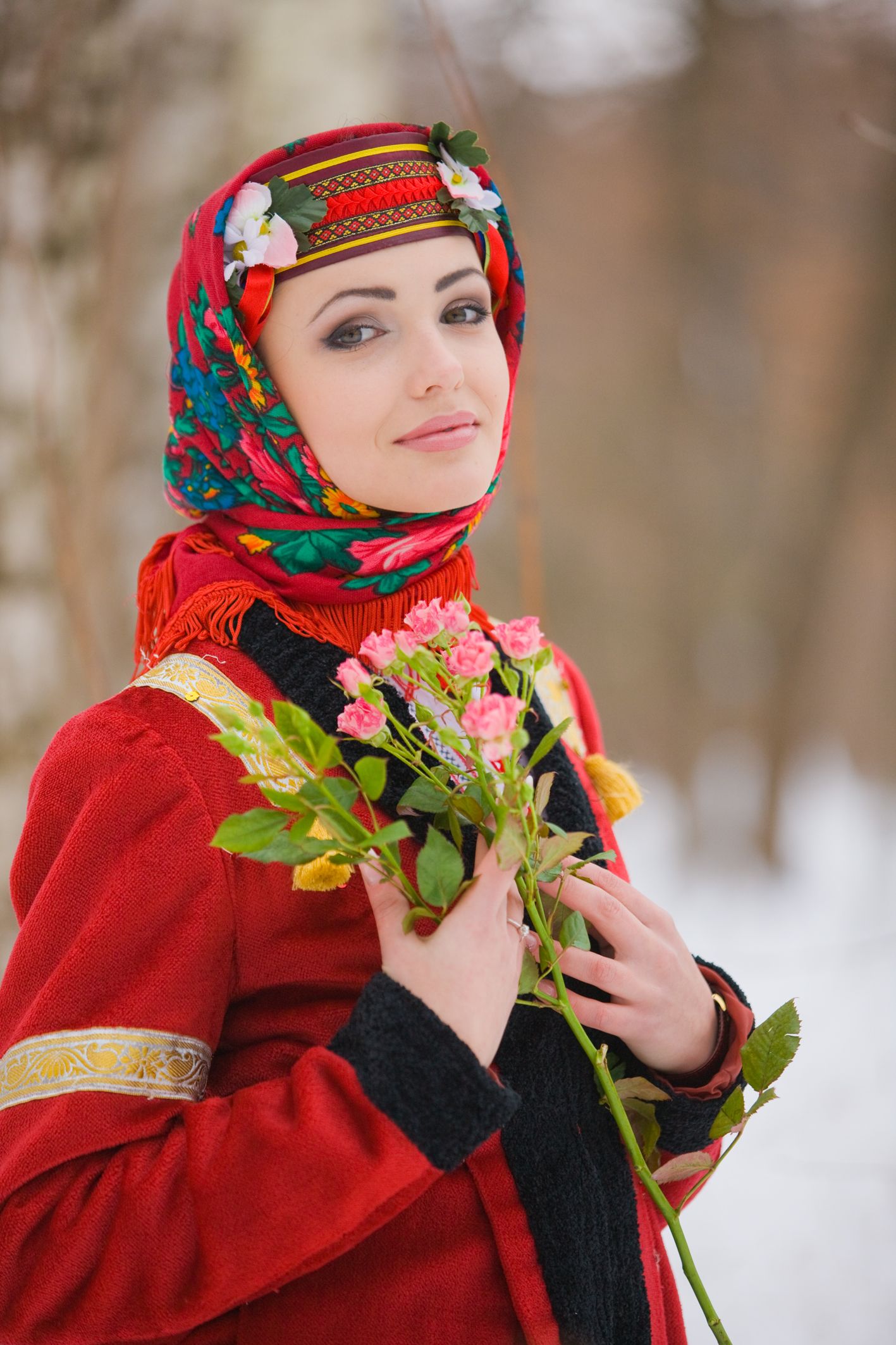 Sexy girl Girls in Slavic costumes in Yuzhou